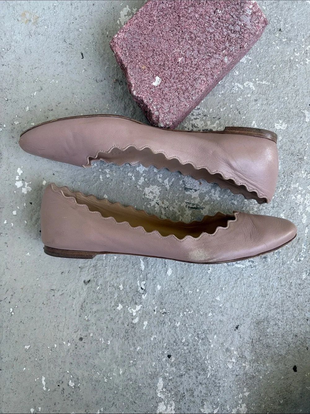 Chloe Lauren scalloped flats